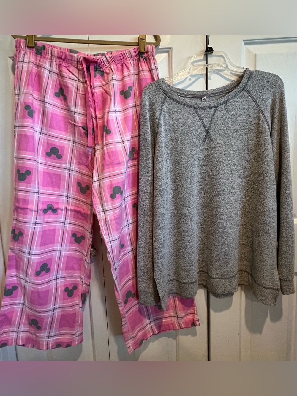 2Pc PJ Set 🩷Pink Plaid Mickey Mouse Pajama Pants & Long Sleeve Gray Top